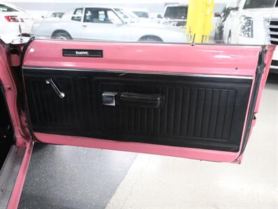 1970 Plymouth Duster - Photo 28 - Addison, IL 60101