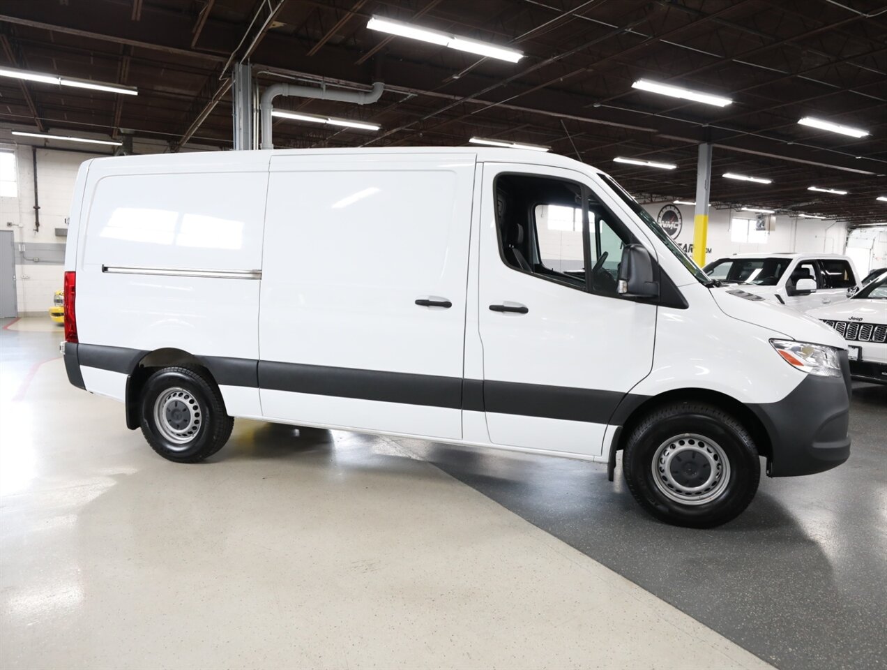 2023 Mercedes-Benz Sprinter 2500 - Photo 8 - Addison, IL 60101