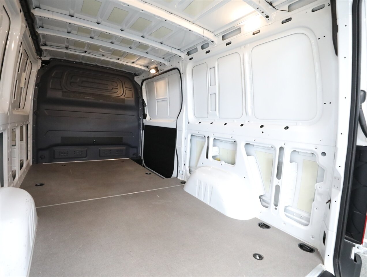 2023 Mercedes-Benz Sprinter 2500 - Photo 21 - Addison, IL 60101