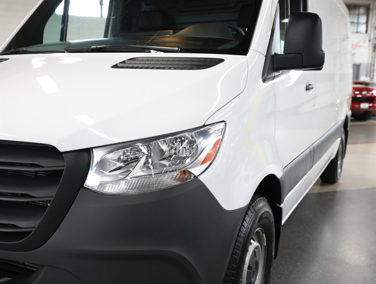 2023 Mercedes-Benz Sprinter 2500 - Photo 5 - Addison, IL 60101