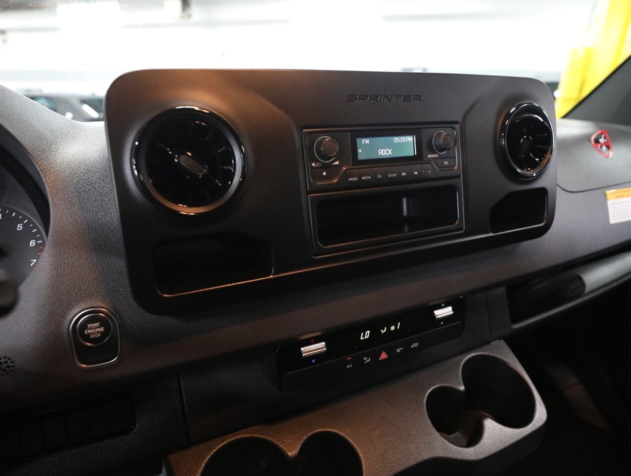 2023 Mercedes-Benz Sprinter 2500 - Photo 26 - Addison, IL 60101