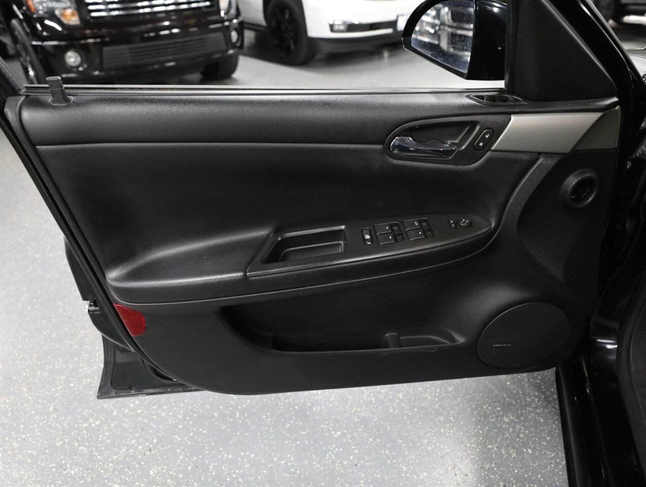 2007 Chevrolet Impala SS - Photo 27 - Addison, IL 60101