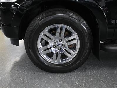 2010 Ford Explorer Sport Trac Limited   - Photo 45 - Addison, IL 60101