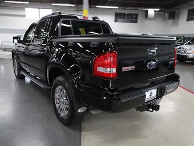 2010 Ford Explorer Sport Trac Limited   - Photo 16 - Addison, IL 60101