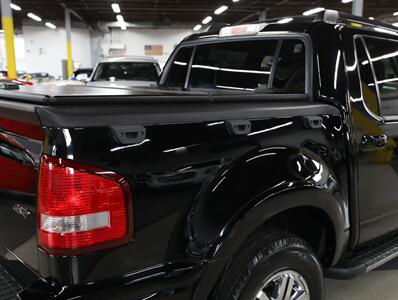 2010 Ford Explorer Sport Trac Limited   - Photo 10 - Addison, IL 60101