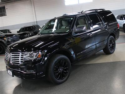 2017 Lincoln Navigator Select 4X4   - Photo 3 - Addison, IL 60101