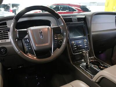 2017 Lincoln Navigator Select 4X4   - Photo 31 - Addison, IL 60101