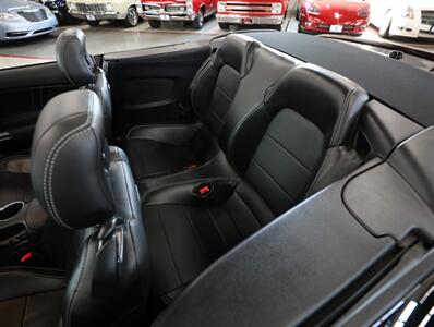 2019 Ford Mustang GT Premium Convertible   - Photo 24 - Addison, IL 60101