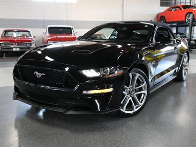 2019 Ford Mustang GT Premium Convertible   - Photo 37 - Addison, IL 60101