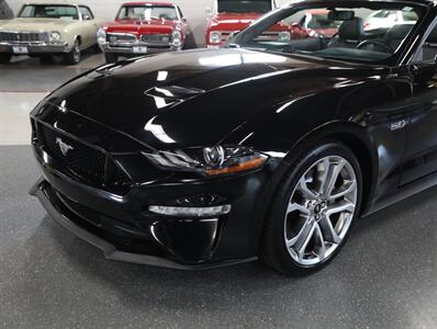 2019 Ford Mustang GT Premium Convertible   - Photo 3 - Addison, IL 60101