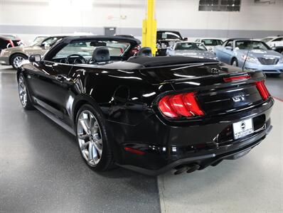 2019 Ford Mustang GT Premium Convertible   - Photo 14 - Addison, IL 60101
