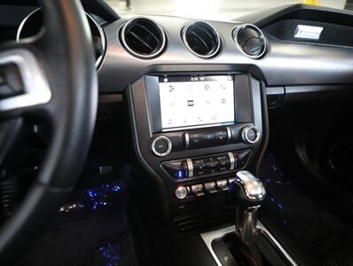 2019 Ford Mustang GT Premium Convertible   - Photo 29 - Addison, IL 60101