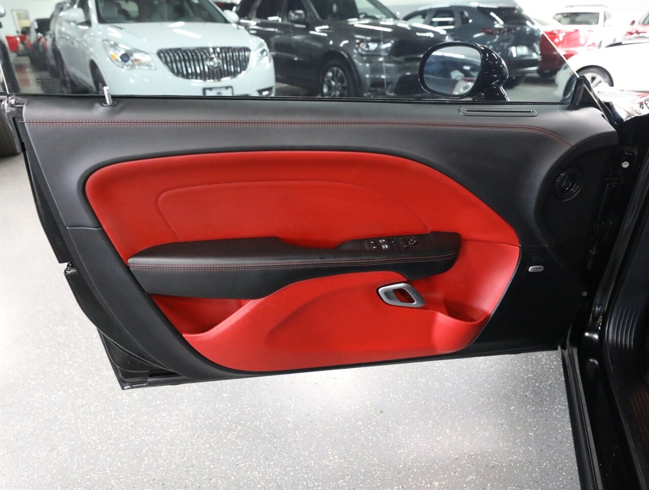 2020 Dodge Challenger R/T Shaker - Photo 27 - Addison, IL 60101