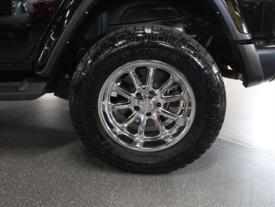2023 Jeep Wrangler Sahara 4-Door 4x4 - Photo 51 - Addison, IL 60101