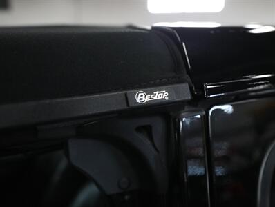 2023 Jeep Wrangler Sahara 4-Door 4x4 - Photo 34 - Addison, IL 60101