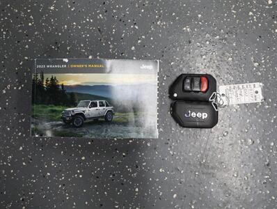 2023 Jeep Wrangler Sahara 4-Door 4x4 - Photo 60 - Addison, IL 60101