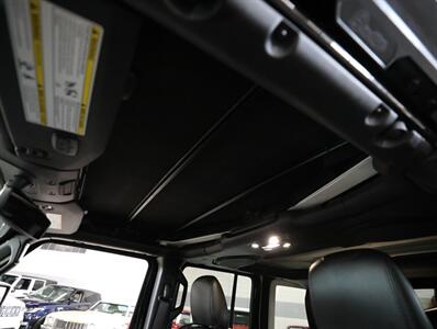 2023 Jeep Wrangler Sahara 4-Door 4x4 - Photo 35 - Addison, IL 60101