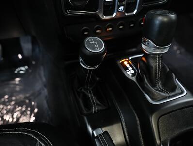2023 Jeep Wrangler Sahara 4-Door 4x4 - Photo 44 - Addison, IL 60101