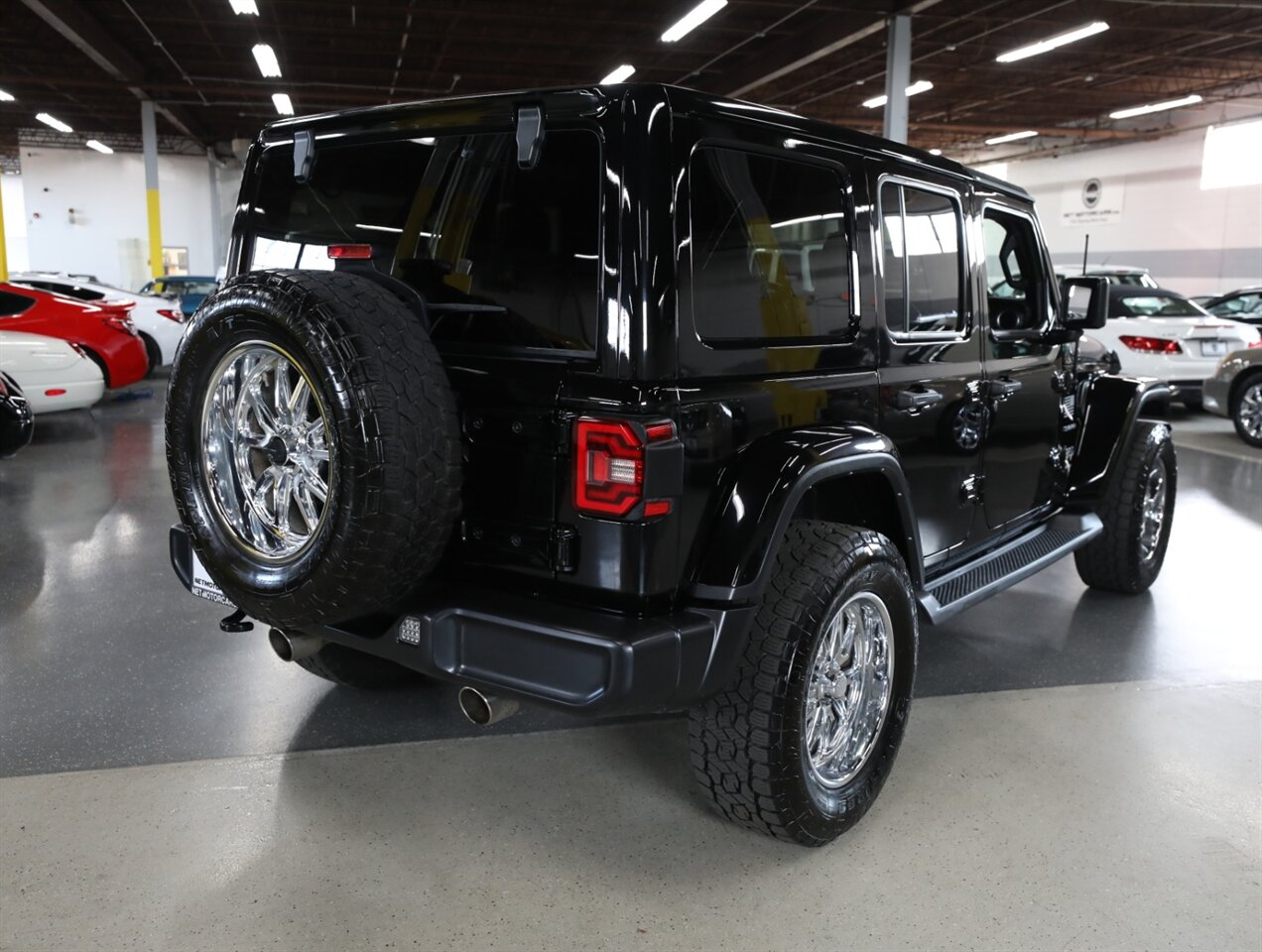 2023 Jeep Wrangler Sahara 4-Door 4x4 - Photo 12 - Addison, IL 60101
