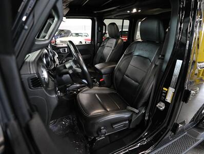 2023 Jeep Wrangler Sahara 4-Door 4x4 - Photo 33 - Addison, IL 60101