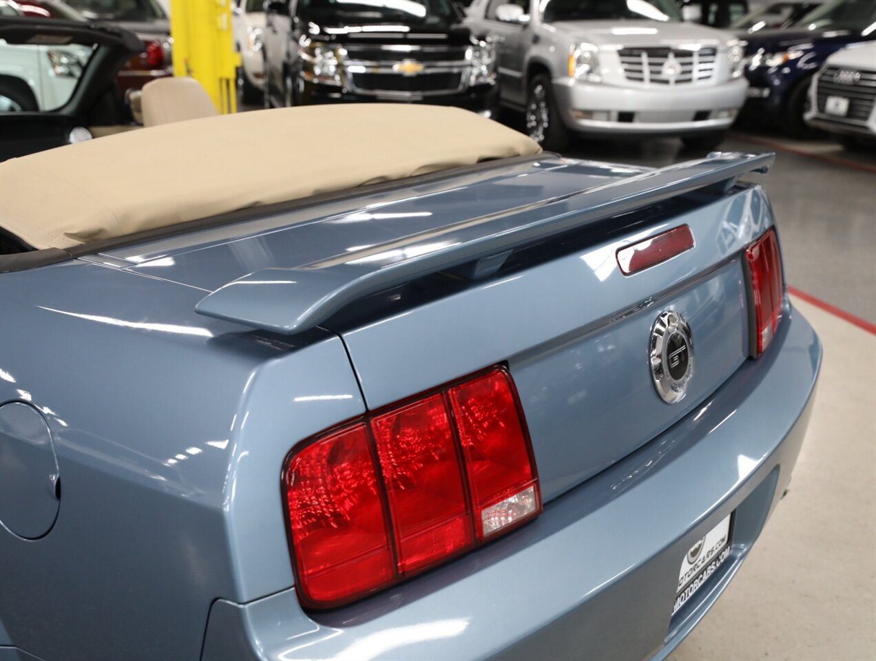 2006 Ford Mustang GT Premium Convertible - Photo 13 - Addison, IL 60101
