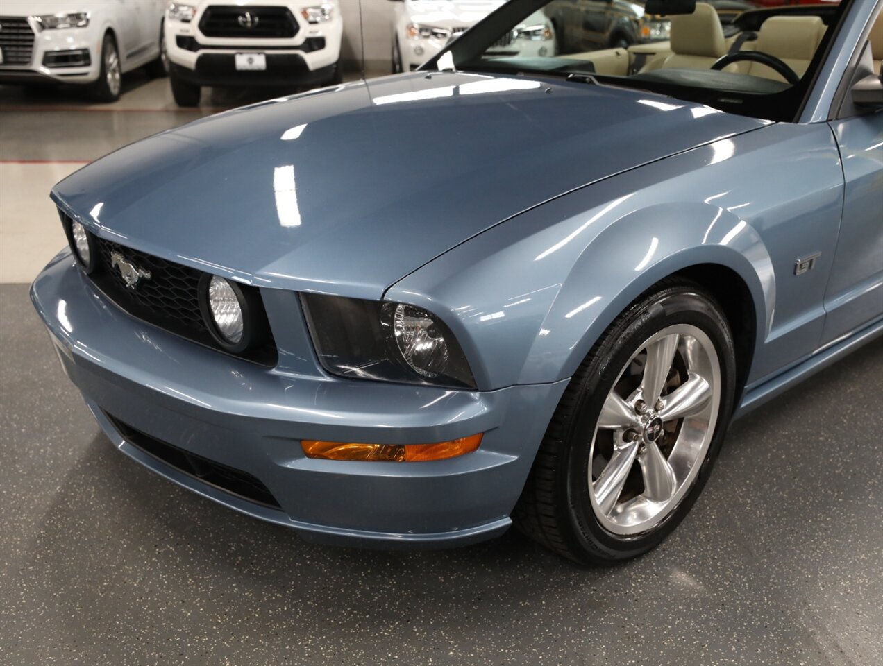 2006 Ford Mustang GT Premium Convertible - Photo 3 - Addison, IL 60101