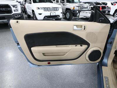 2006 Ford Mustang GT Premium Convertible   - Photo 24 - Addison, IL 60101