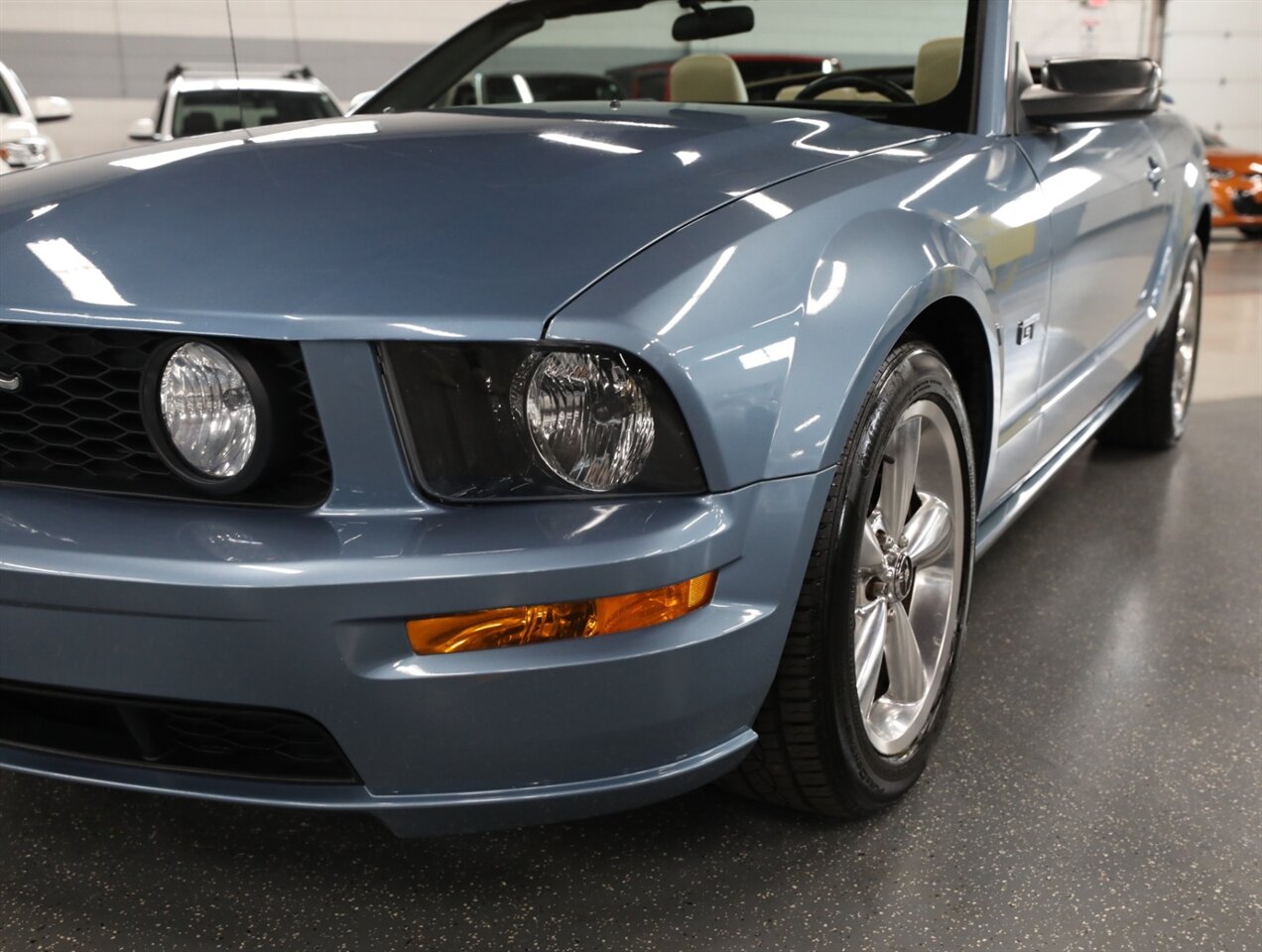 2006 Ford Mustang GT Premium Convertible - Photo 5 - Addison, IL 60101