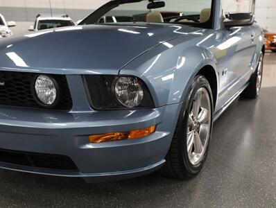 2006 Ford Mustang GT Premium Convertible   - Photo 5 - Addison, IL 60101