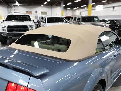 2006 Ford Mustang GT Premium Convertible   - Photo 36 - Addison, IL 60101