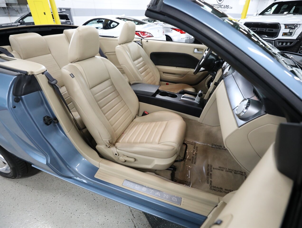 2006 Ford Mustang GT Premium Convertible - Photo 20 - Addison, IL 60101