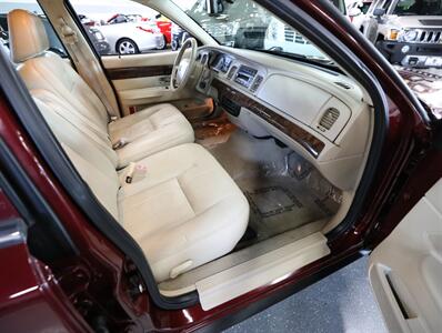 2009 Mercury Grand Marquis LS   - Photo 17 - Addison, IL 60101