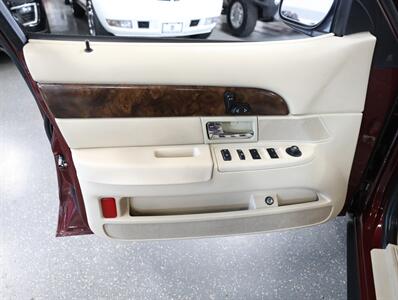 2009 Mercury Grand Marquis LS   - Photo 27 - Addison, IL 60101