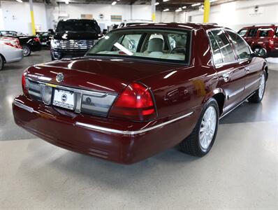 2009 Mercury Grand Marquis LS   - Photo 10 - Addison, IL 60101