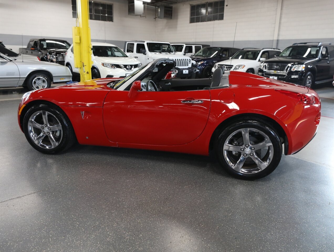 2007 Pontiac Solstice - Photo 16 - Addison, IL 60101