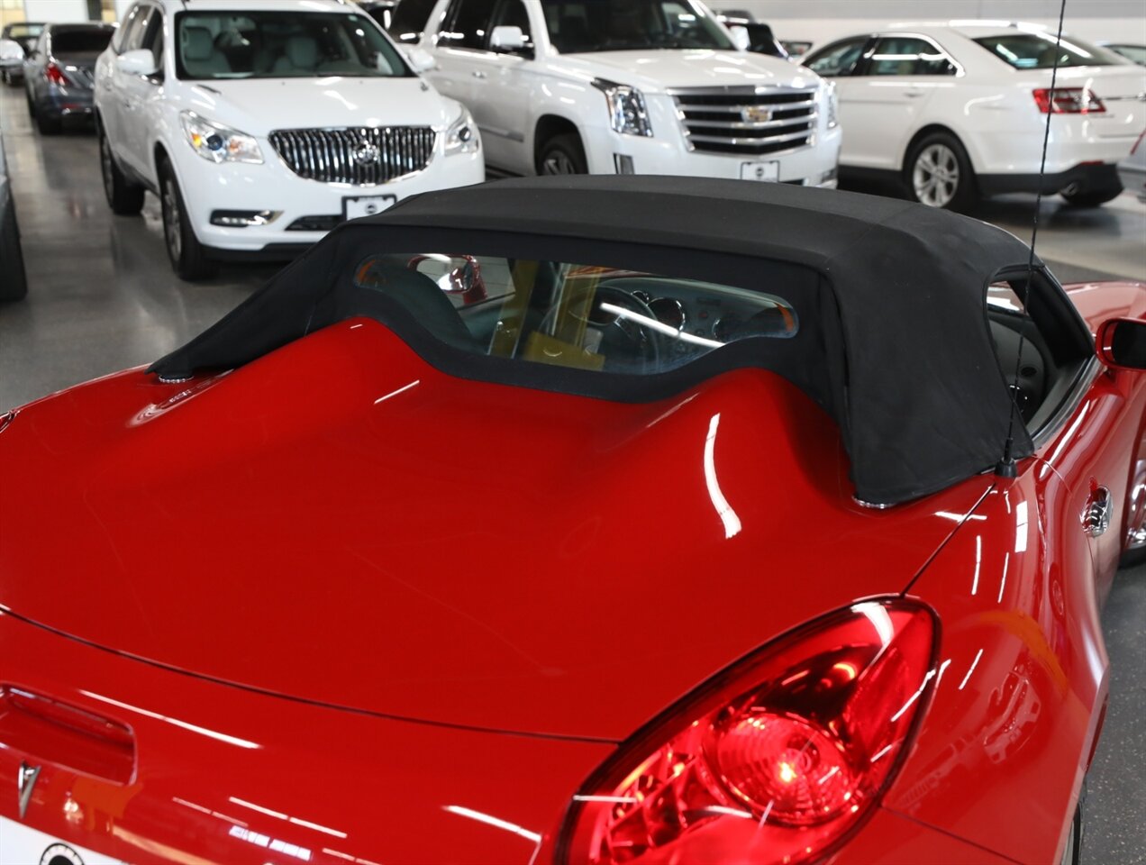 2007 Pontiac Solstice - Photo 33 - Addison, IL 60101