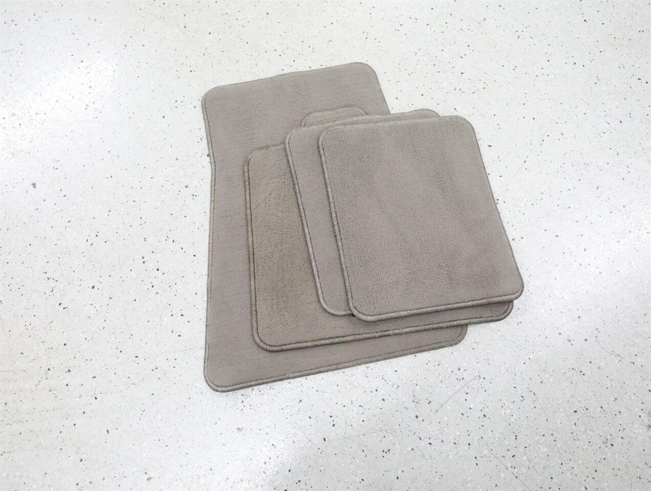 2003 Lincoln Town Car Executive - Photo 40 - Addison, IL 60101