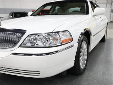 2003 Lincoln Town Car Executive - Photo 5 - Addison, IL 60101