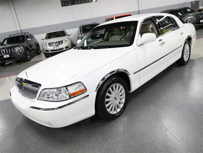 2003 Lincoln Town Car Executive - Photo 4 - Addison, IL 60101