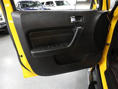 2007 Hummer H3 Luxury 4WD - Photo 27 - Addison, IL 60101