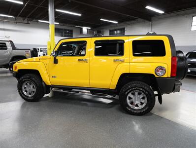 2007 Hummer H3 Luxury 4WD - Photo 14 - Addison, IL 60101