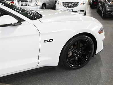 2019 Ford Mustang GT Premium   - Photo 9 - Addison, IL 60101