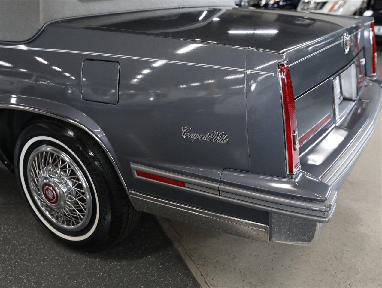 1986 Cadillac DeVille - Photo 19 - Addison, IL 60101