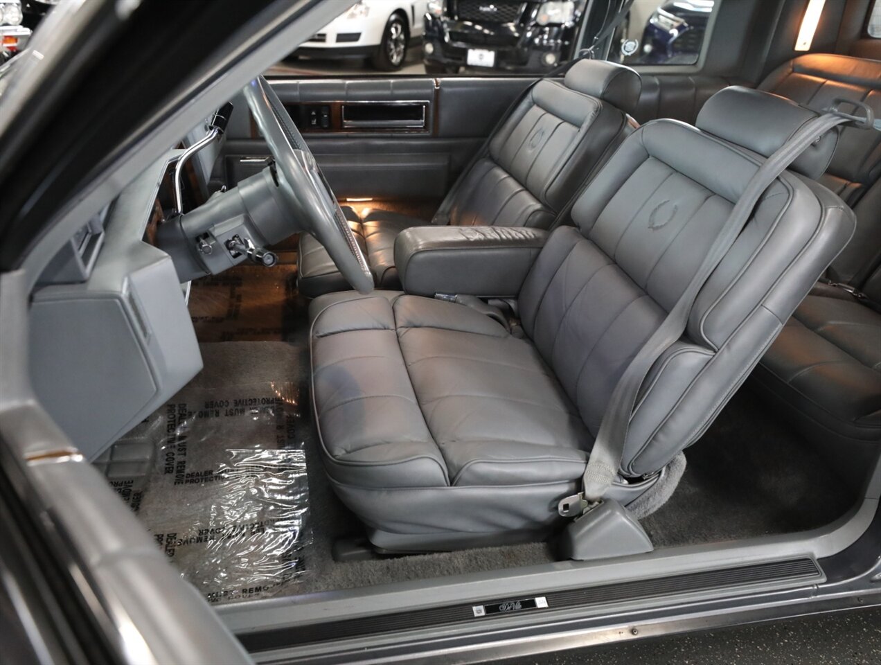 1986 Cadillac DeVille - Photo 37 - Addison, IL 60101