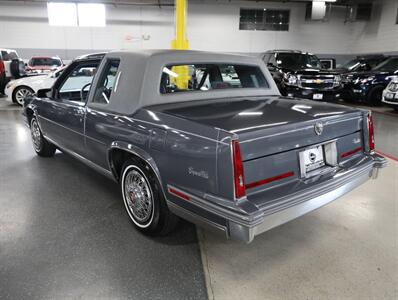 1986 Cadillac DeVille - Photo 18 - Addison, IL 60101