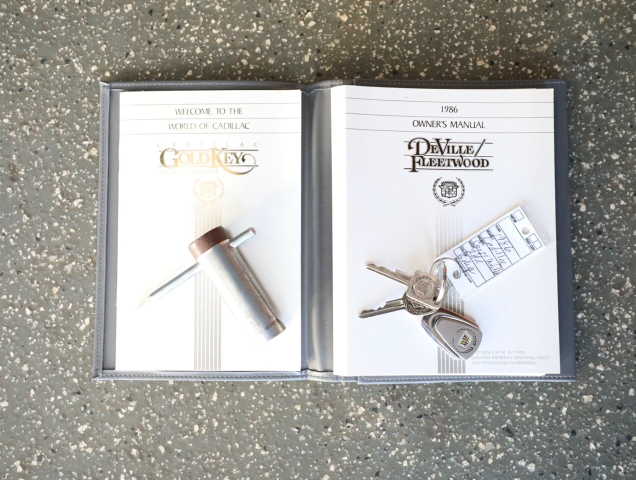 1986 Cadillac DeVille - Photo 62 - Addison, IL 60101