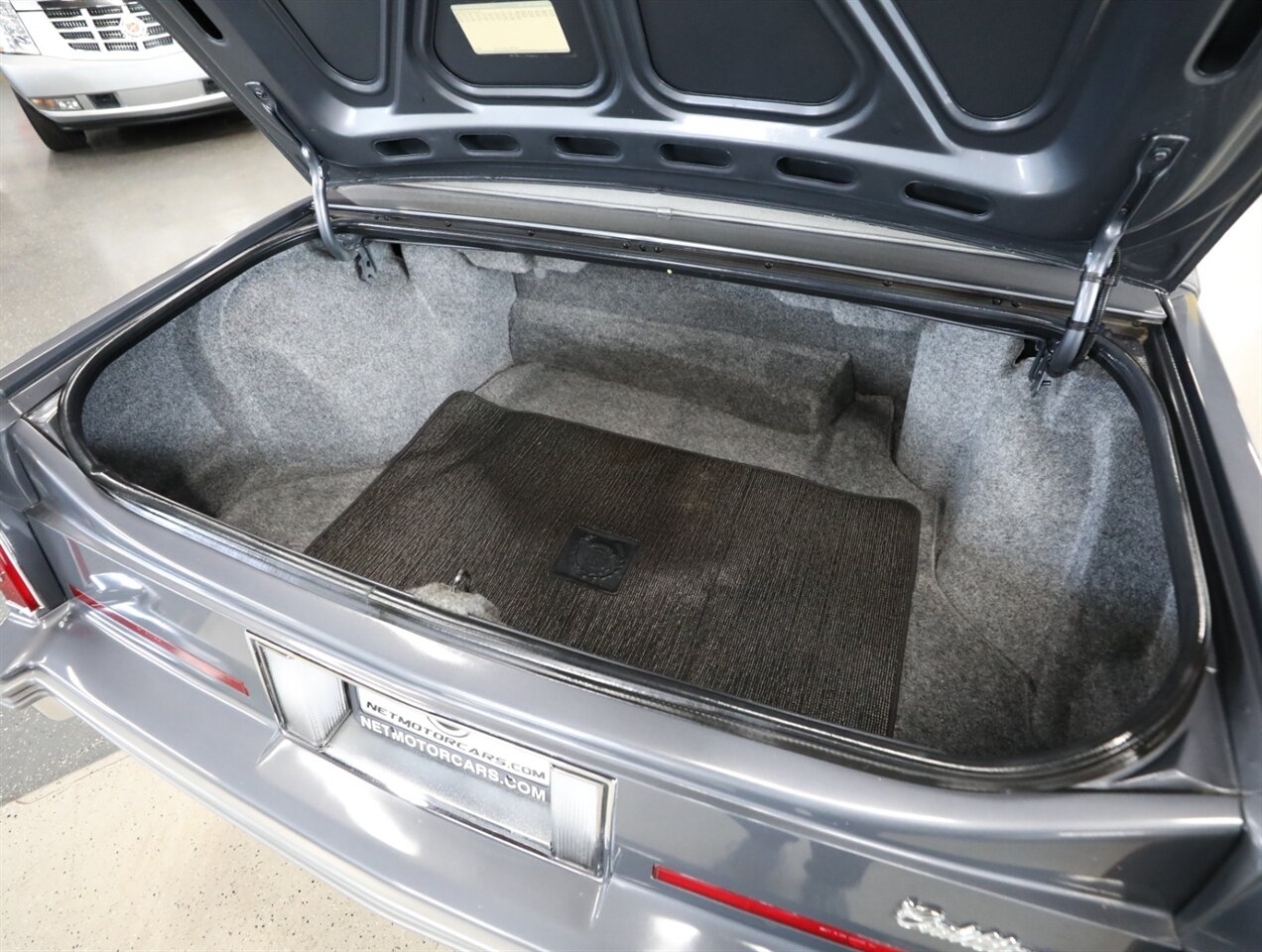 1986 Cadillac DeVille - Photo 29 - Addison, IL 60101