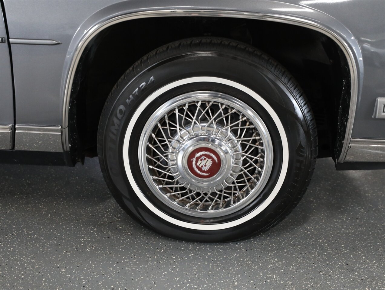 1986 Cadillac DeVille - Photo 52 - Addison, IL 60101