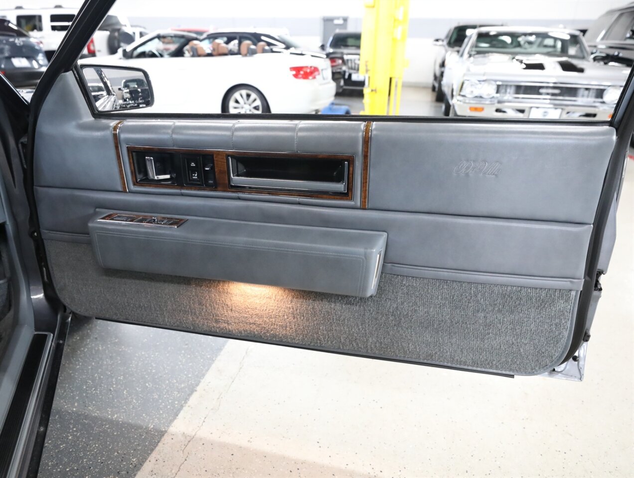 1986 Cadillac DeVille - Photo 23 - Addison, IL 60101