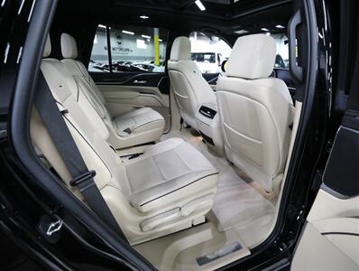 2023 Cadillac Escalade Premium Luxury 4WD   - Photo 20 - Addison, IL 60101